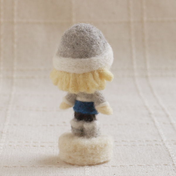 羊毛フェルト人形 スノー